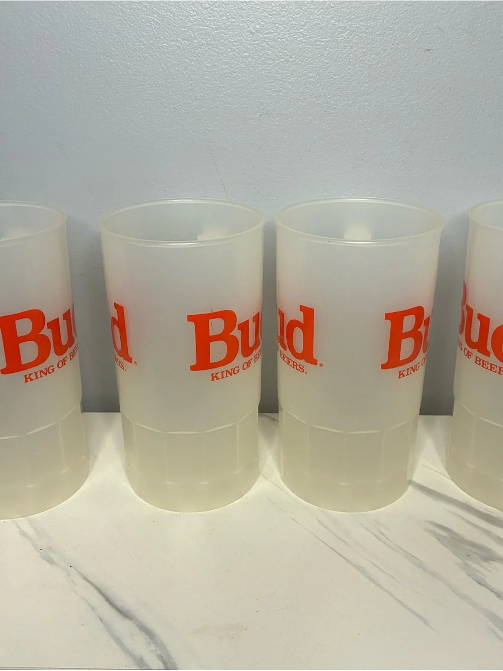 Budweiser Vintage Frosted Plastic Beer Mugs Set of 4 Bud King of Beers USA